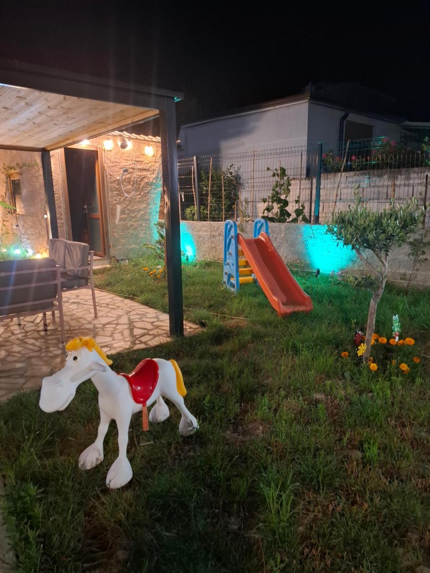 Vila Noar Vlorë Exterior foto